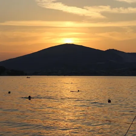 Spacious Near W Private Bathroom * Trogir