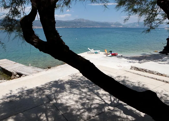 Spacious Near W Private Bathroom Appartement Trogir