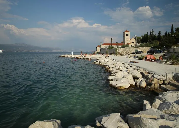 Appartement Spacious Near W Private Bathroom Trogir